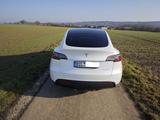 Tesla Model Y Long Range Dual Motor AWD Long Range - Tesla Model Y mit Anhängerkupplung