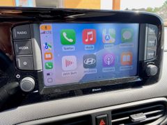 Fahrzeugabbildung Hyundai i10 1.0 Automatik  KLIMA SHZ ALLWETTER ALU PDC