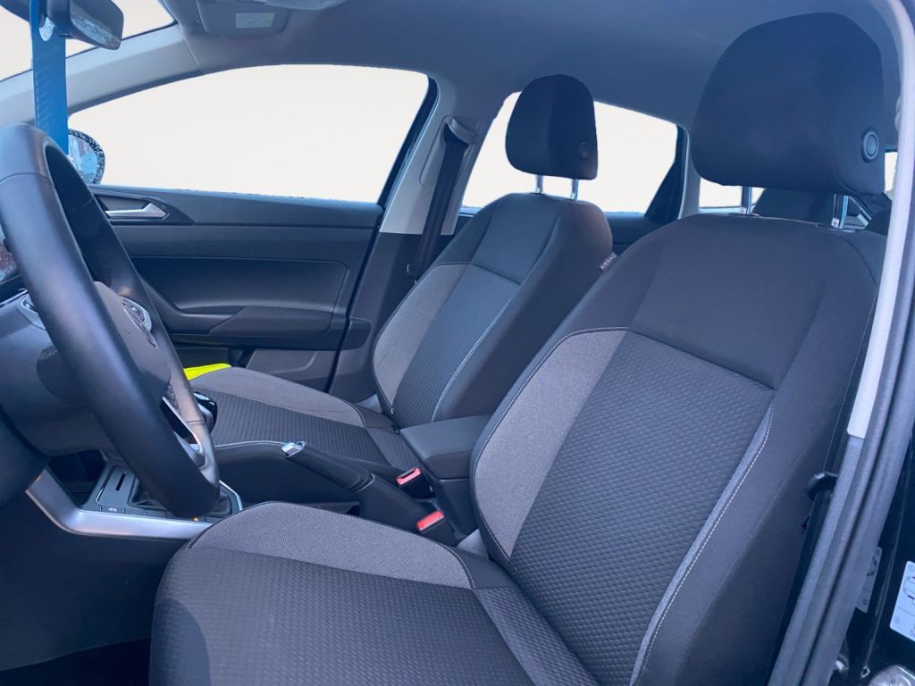 Fahrzeugabbildung Volkswagen Taigo 1.0 TSI Life *3 Jahre Anschlussgarantie*