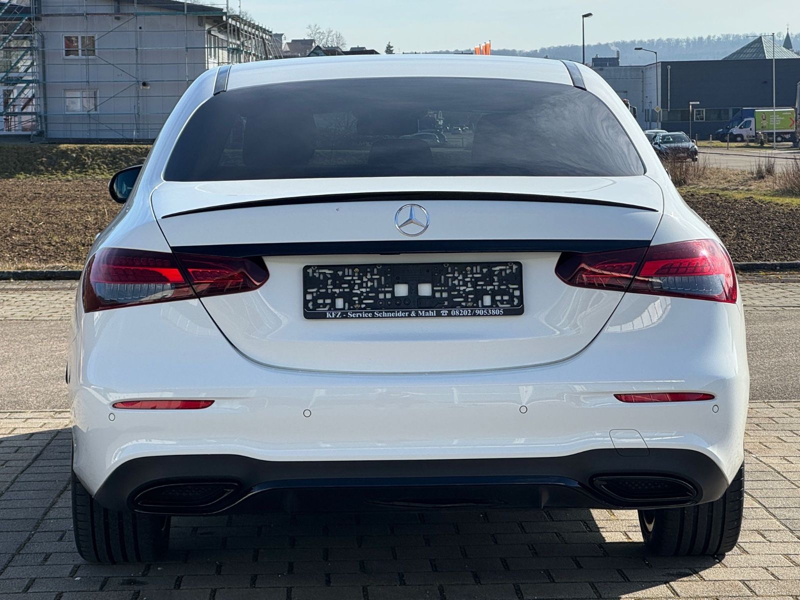 Mercedes-Benz E 220 d Limousine AMG Night-Edition Tüv/Au Neu foto 8