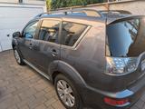 Mitsubishi Outlander 2.2 DI-D Instyle 4WD TC-SST Instyle