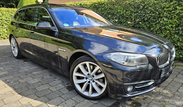 BMW 530xd T Luxury B&amp;O,KlimaKomfortSitz,Pano,AHK,DA+