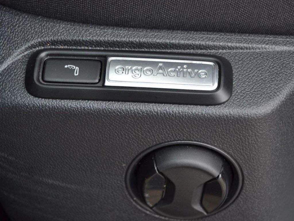 T-Roc 2.0 TDI DSG Style MATRIX/17-ZOLL/NAVI/BUSI