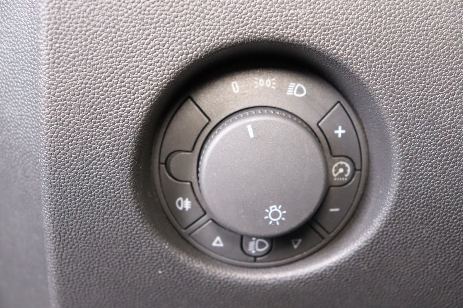 Fahrzeugabbildung Opel Corsa 1.2 16V Klima * wenig km