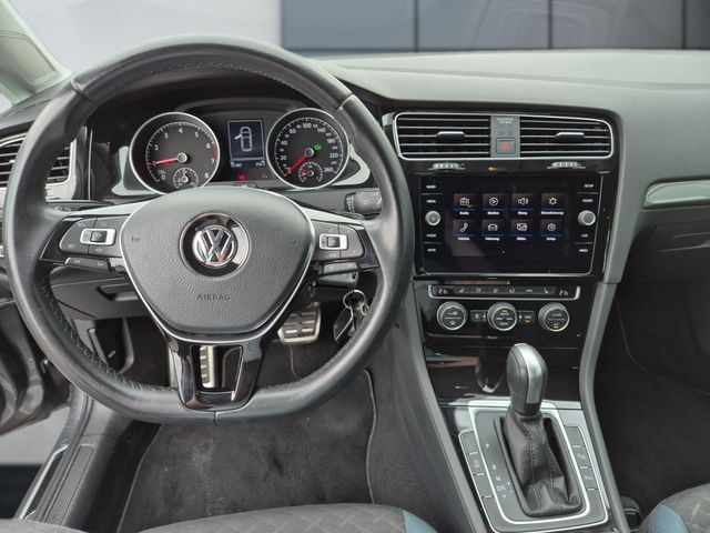 Golf VII 1.5 TSI IQ.DRIVE *DSG*LED*STANDHEIZUNG*