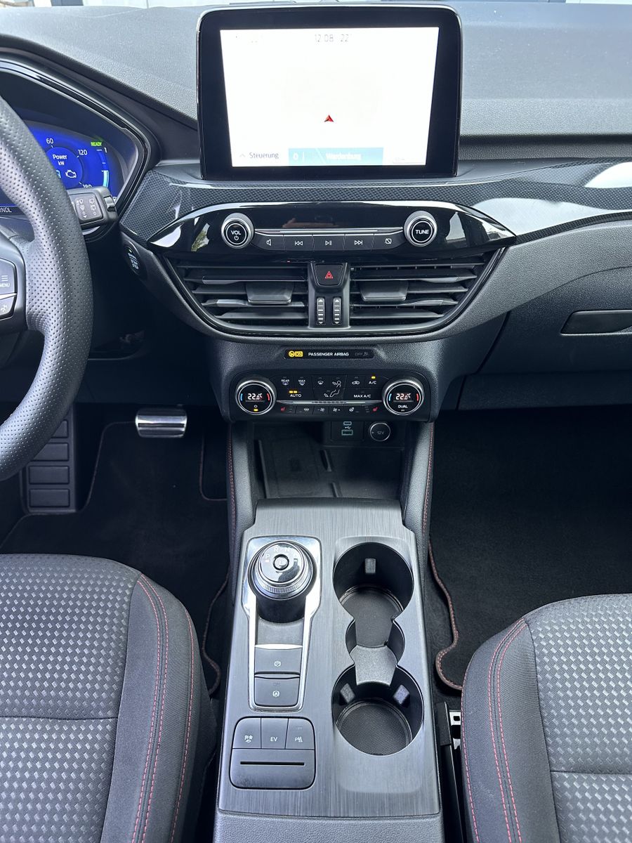 Fahrzeugabbildung Ford Kuga 2.5 DURATEC PHEV ST-Line NAV+LED+DAB+1HD+PP