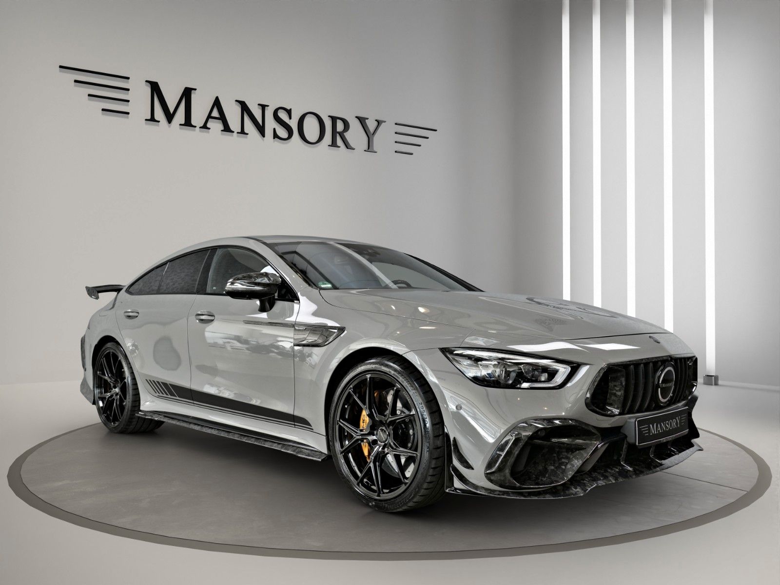 MERCEDES-BENZ AMG GT 63 S E Performance / MANSORY