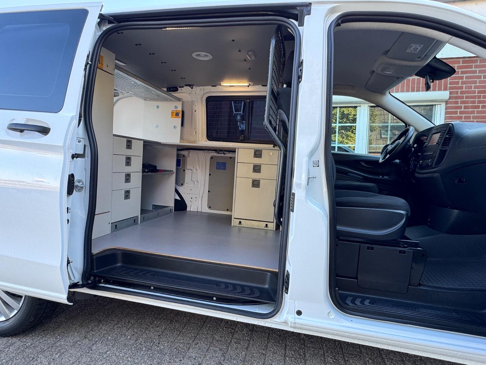 Mercedes-Benz Vito Mixto 114 lang 4MATIC Kasten Büro Camper St