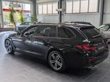 BMW 530d Touring Aut. 8-fach 1.Hand - mit Diesel-Antrieb: Vollleder, mit Navigationssystem, Kombi