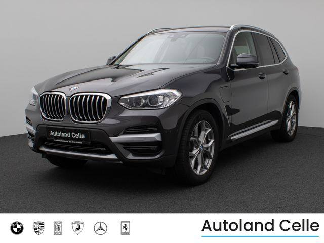 BMW X3 xD30e xLine Kamera HUD DAB HiFi AHK Sport 19"