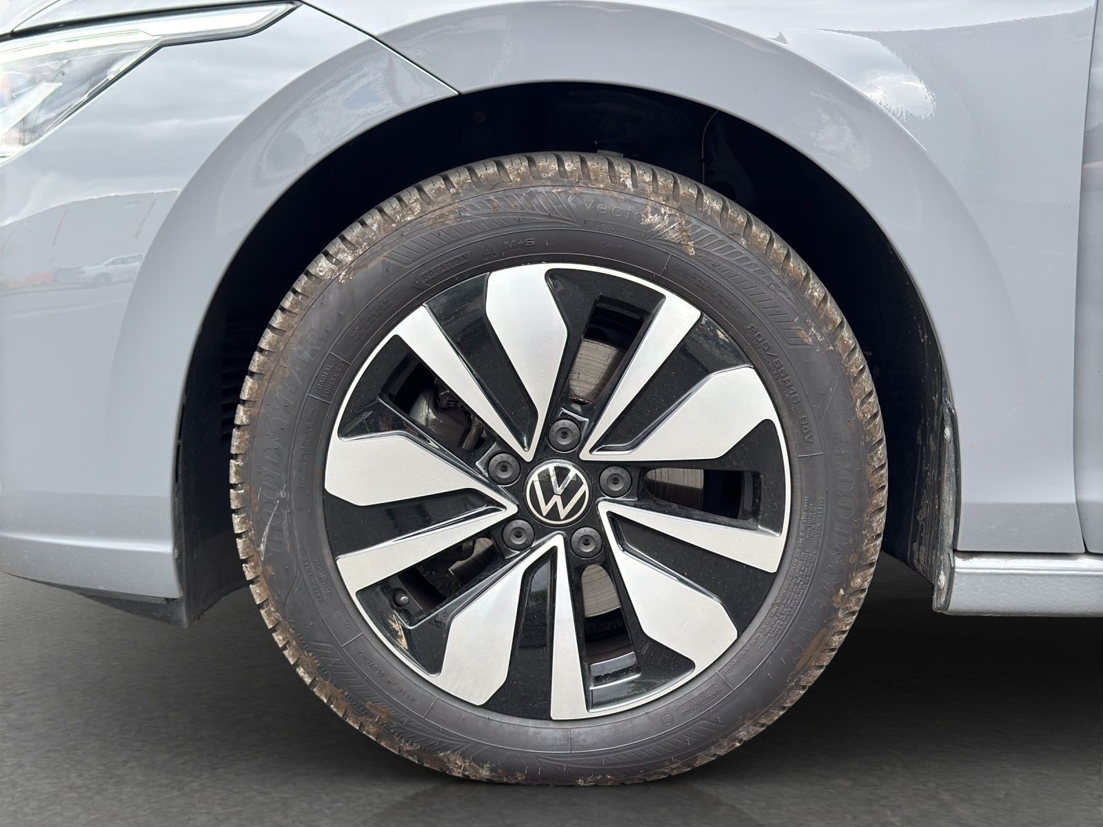 Volkswagen Golf - Bild 12