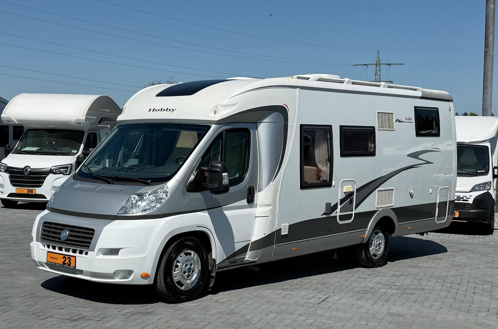 Hobby Toskana D690 GELC*2xKlima*SAT*AHK*Solar*Luftfed