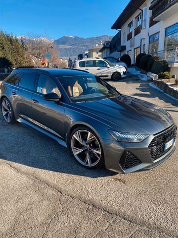 Audi RS6 RS 6 Avant 4.0 TFSI quattro