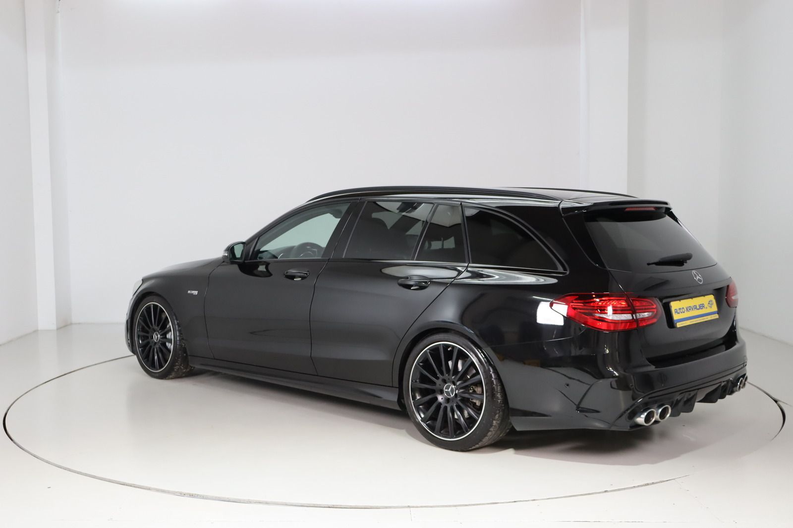 Fahrzeugabbildung Mercedes-Benz C 43 AMG 4Matic * Pano * LED * Parkassist.