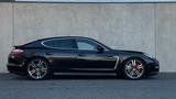 Porsche Panamera Turbo - Porsche Panamera Turbo mit Benzin-Antrieb