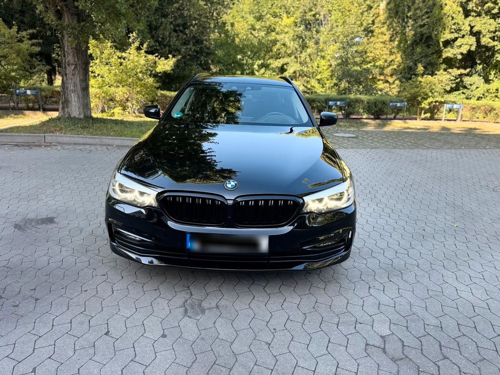 Image of BMW 520