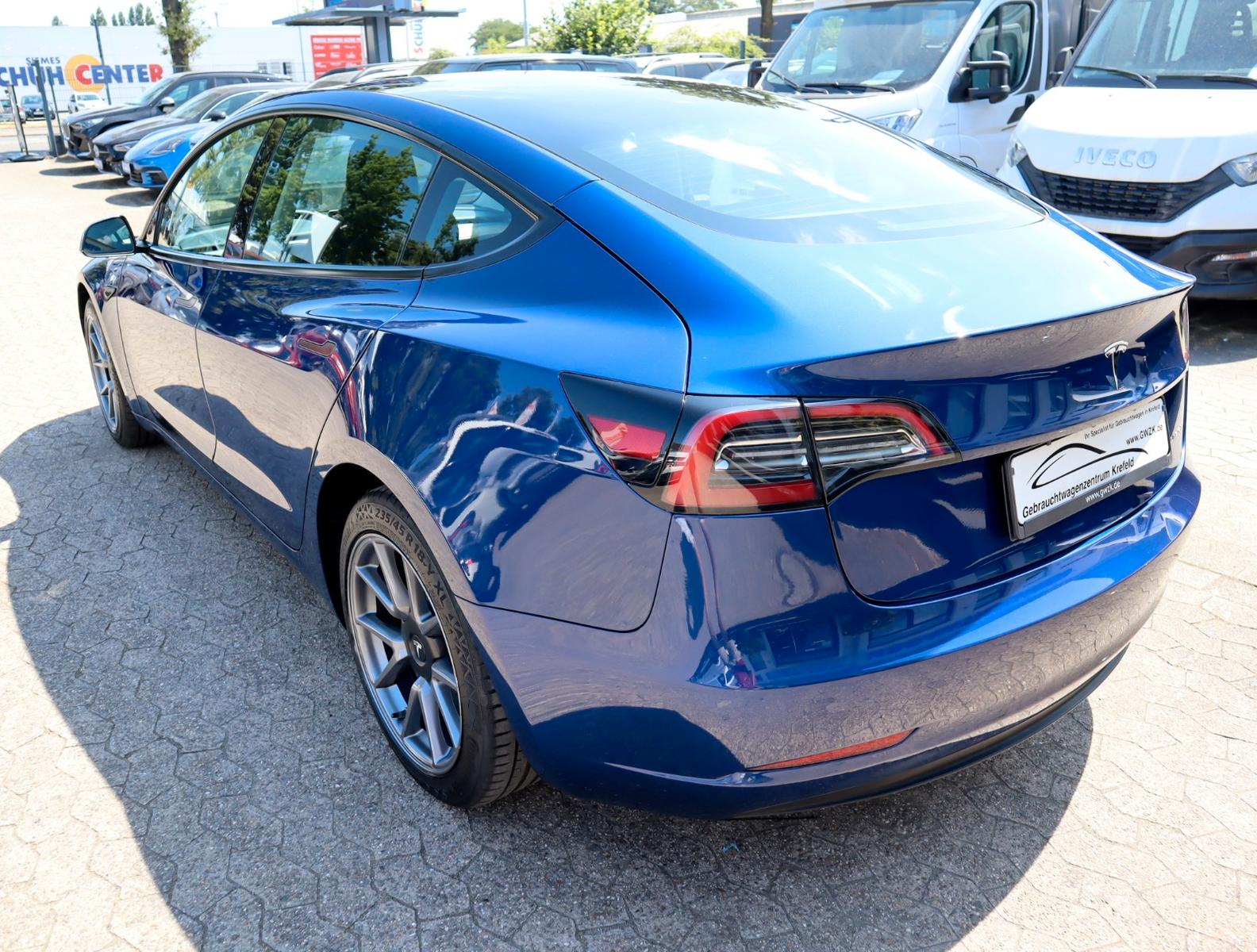 Tesla Model 3 Long Range Allrad /SHZ /2-Zonen-Klima