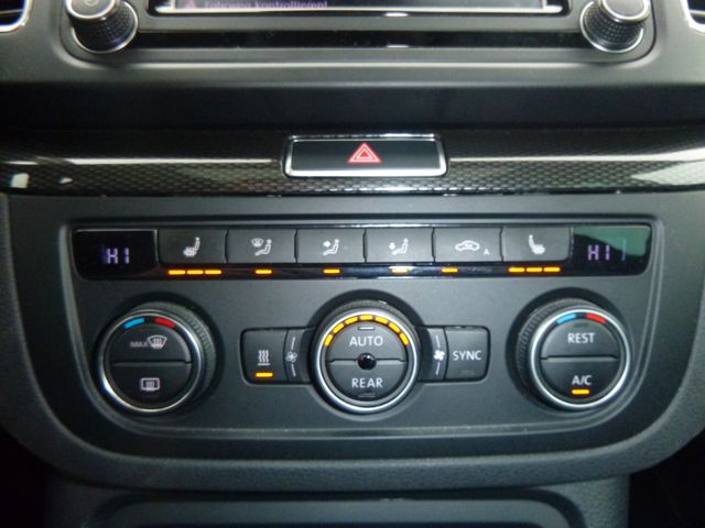 Fahrzeugabbildung Seat Alhambra 2,0 TDI Xcellence >NAV/KAM/Leder/Pano<