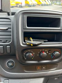 Renault Trafic - 6