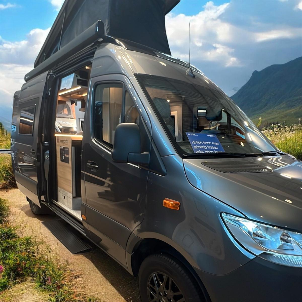 Robeta Pegasus CMT Messefahrzeug Listenpreis 125.348€