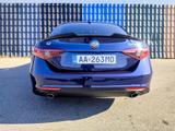 Alfa Romeo Giulia 2.2 Diesel 16V 140 kW AT8 Q4 Super Super - Alfa Romeo Giulia aus 2019