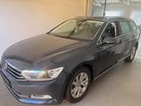 Volkswagen Passat Variant Highline NAVI/DSG/GETRIEBESCHADEN - : Unfallwagen