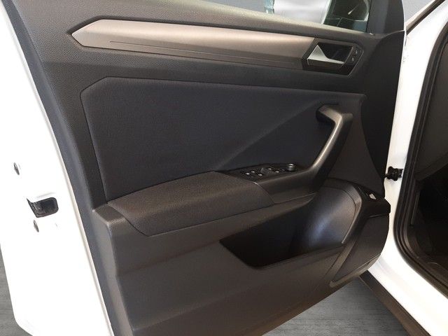 Fahrzeugabbildung Volkswagen T-Roc Style 1.5TSI Navi LED Kamera eleHeck 17"