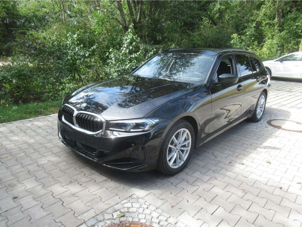 Image of BMW 320