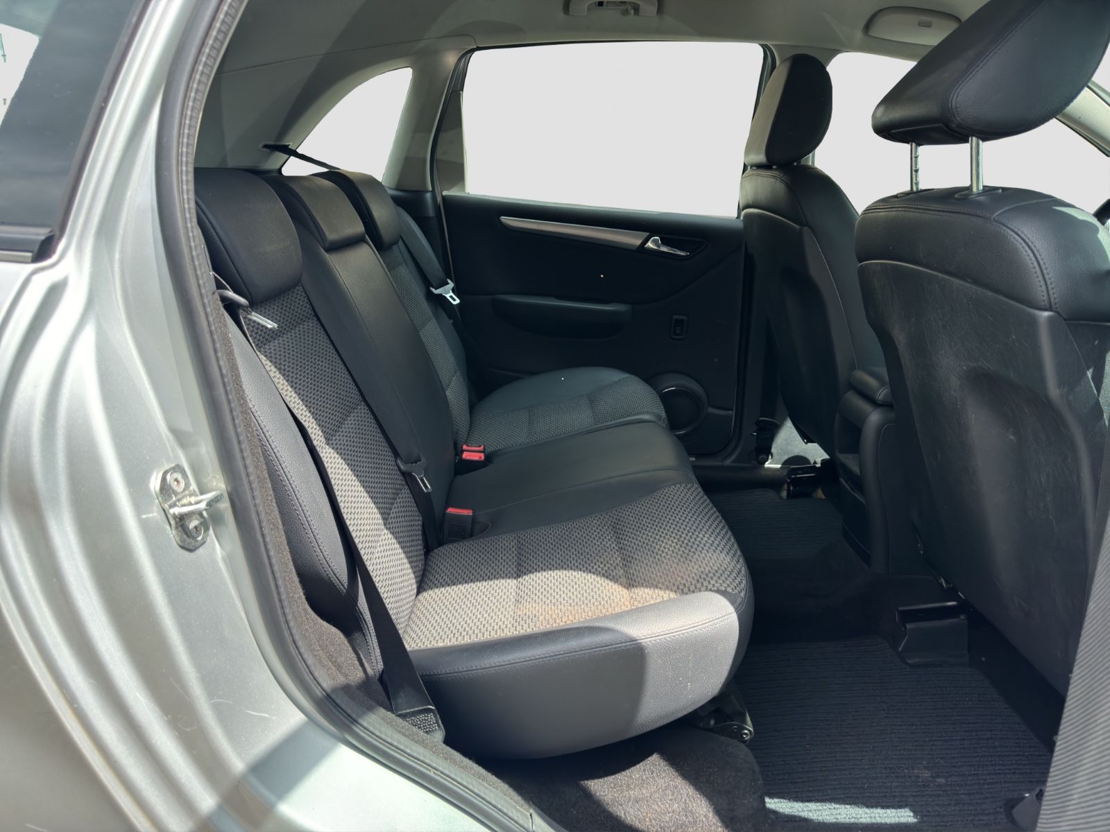Fahrzeugabbildung Mercedes-Benz B 180 /Klimaanlage/Sitzhz./Tempomat
