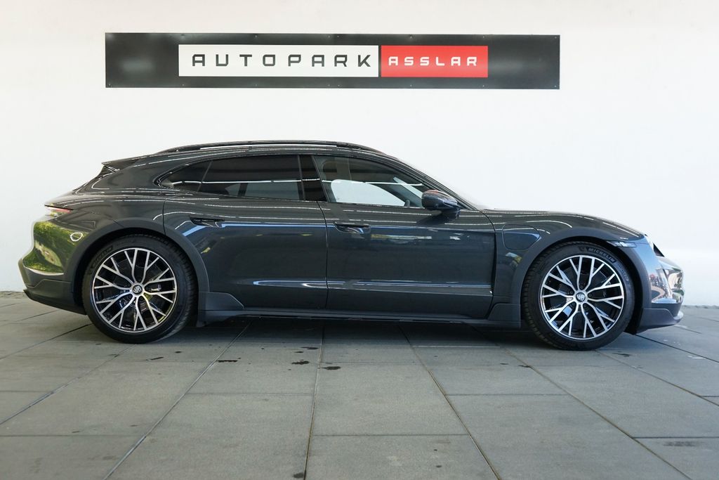 Image of Porsche Taycan