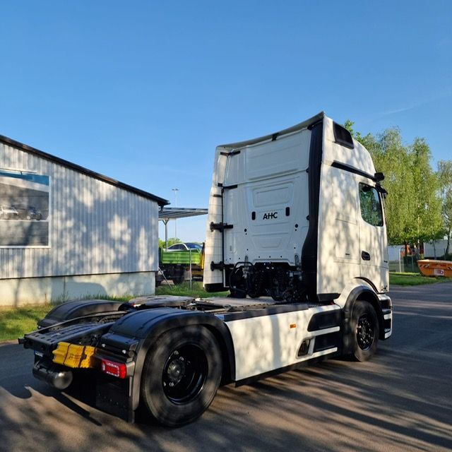 Fahrzeugabbildung Mercedes-Benz Actros 1848 LS Standklima+Retarder+SZM+L-FHS PC