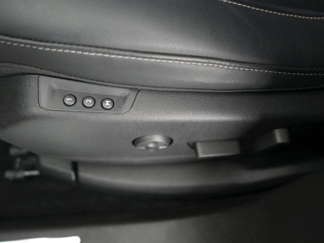 Grandland ULTIMATE AT+NAVI+KEYLESS+ACC+360 GRAD 