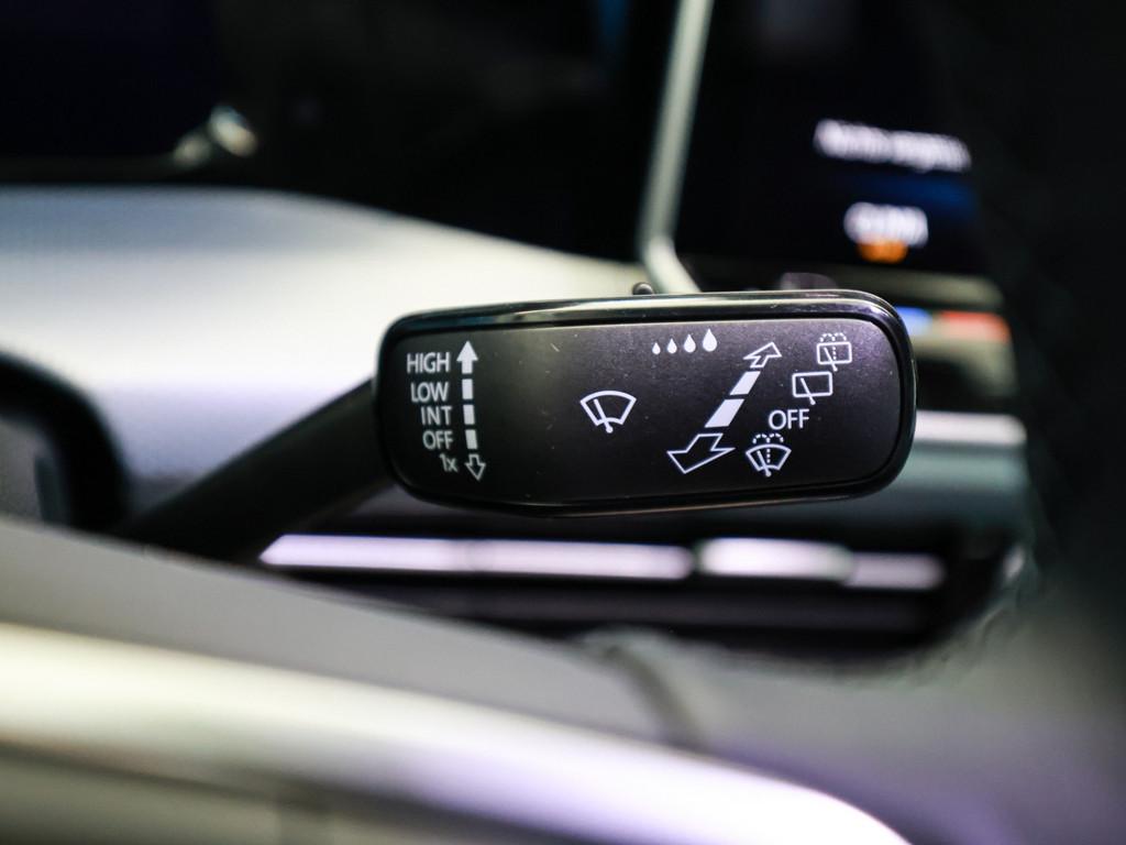 Volkswagen Golf VIII Life Energy 1.5 TSI ACC LED NAVI SHZ, миниатюра 24