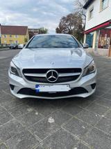 Mercedes-Benz CLA 180 - - Mercedes-Benz CLA 180 in Mannheim