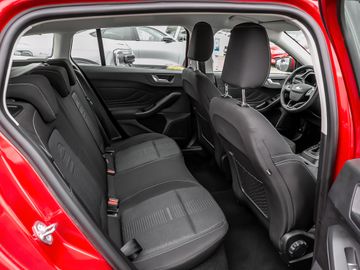 Ford Focus Turnier 1.0 Active Fahrerassistenz-Paket