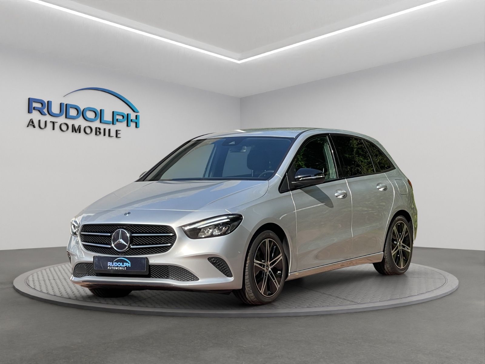 Mercedes-Benz B 200 AUTOM LEDER DIGITAL JUNGE STERNE GARANTIE foto 3