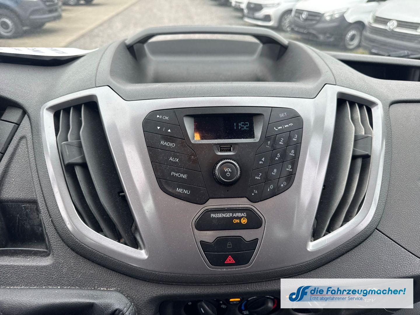 Fahrzeugabbildung Ford Transit 350 L3 Trend StandHZG *7436 *EXPORT