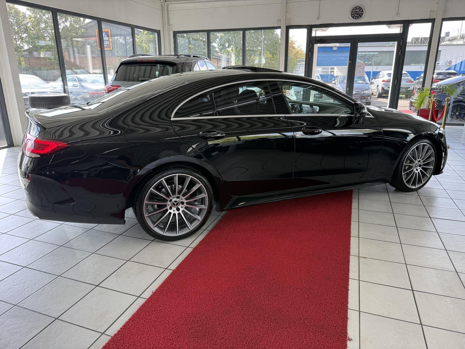Mercedes-Benz CLS 300 d AMG Line LED+Kamera+SD+Leder+Navi+Memo