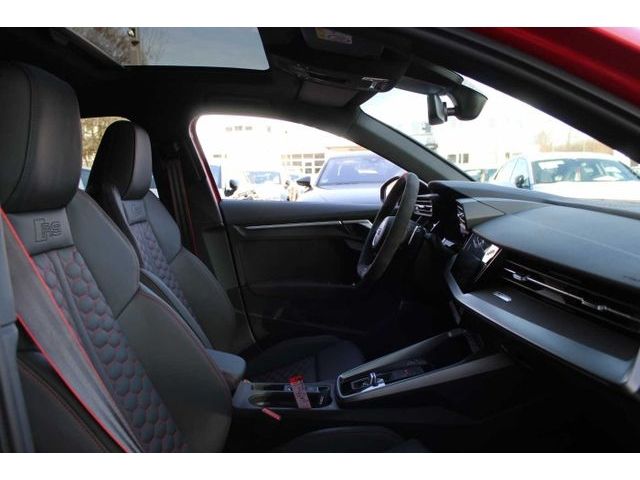 RS3 Sportback quStr. Mtrx*Pano*SpAGA*B&O*Design!