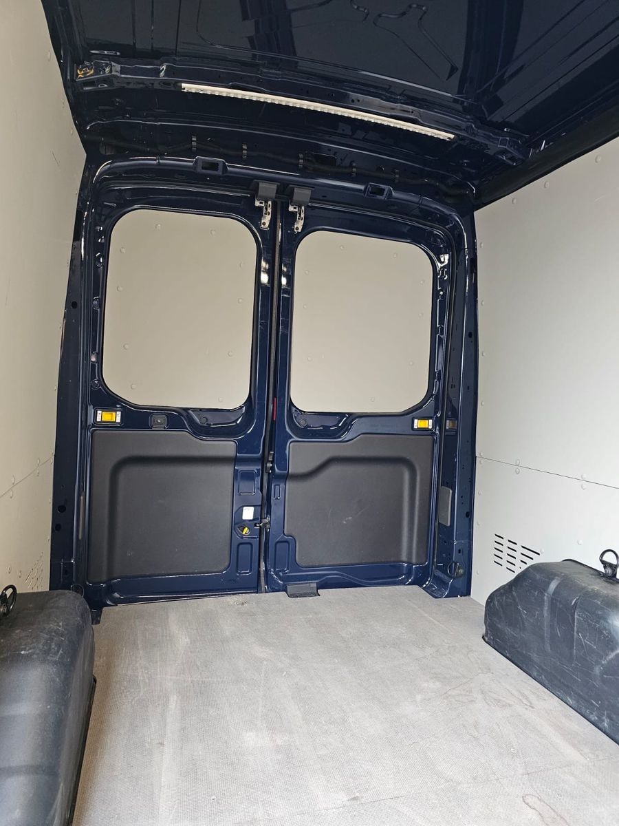 Fahrzeugabbildung Ford Transit Kasten 290 L2 Trend