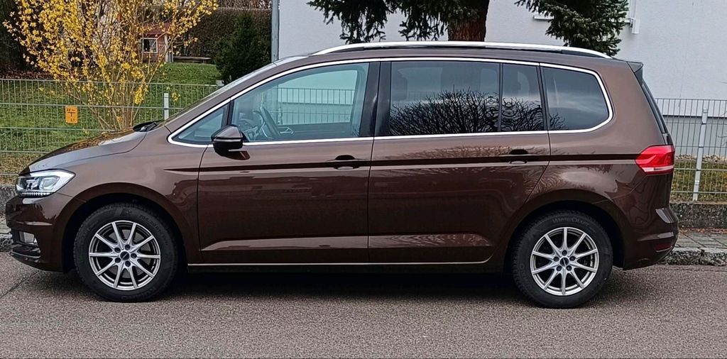 Image of Volkswagen Touran