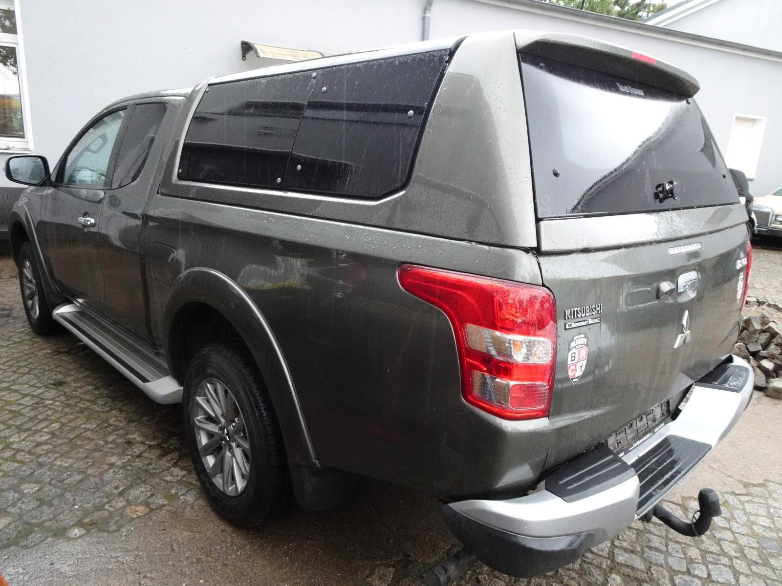 Mitsubishi L200 Plus Club Cab 4WD 133kW, KLIMATR-RCAM-AHK