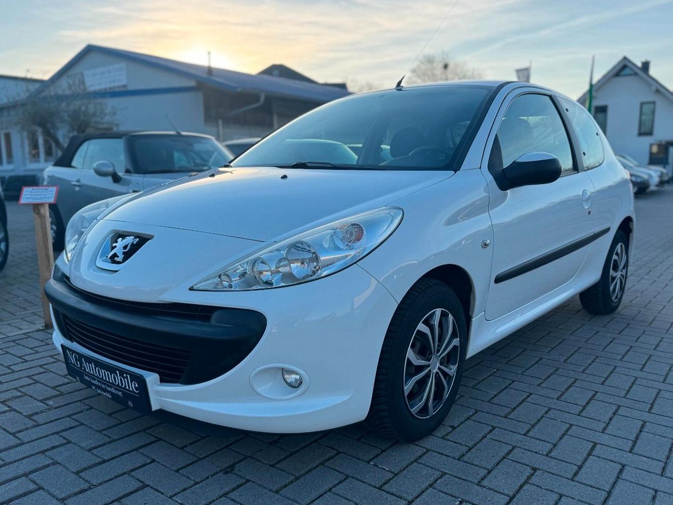 Peugeot 206 + 1.4 HDi FAP 70 *1.Hand*"Spritsparwunder"*