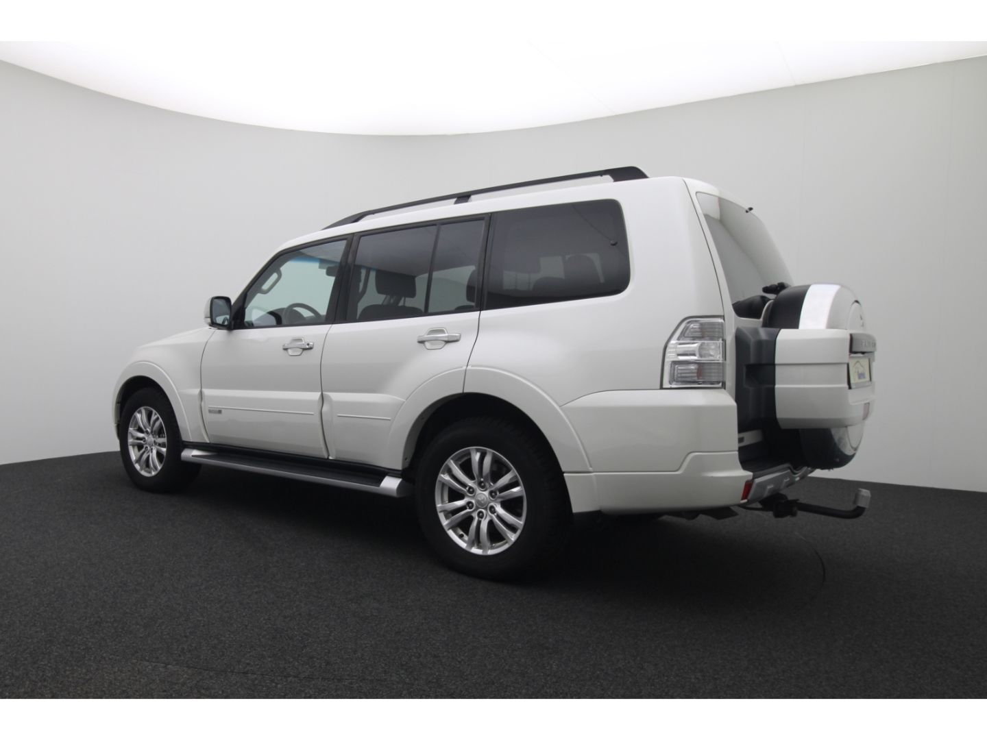 Fahrzeugabbildung Mitsubishi Pajero 3.2 DI-D Edition 30 7-Sitzer