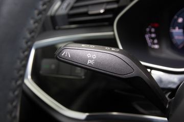 Audi Q3 35 TFSI Advanced AHKTEMPOMAT18 ZOLLTOTWINK