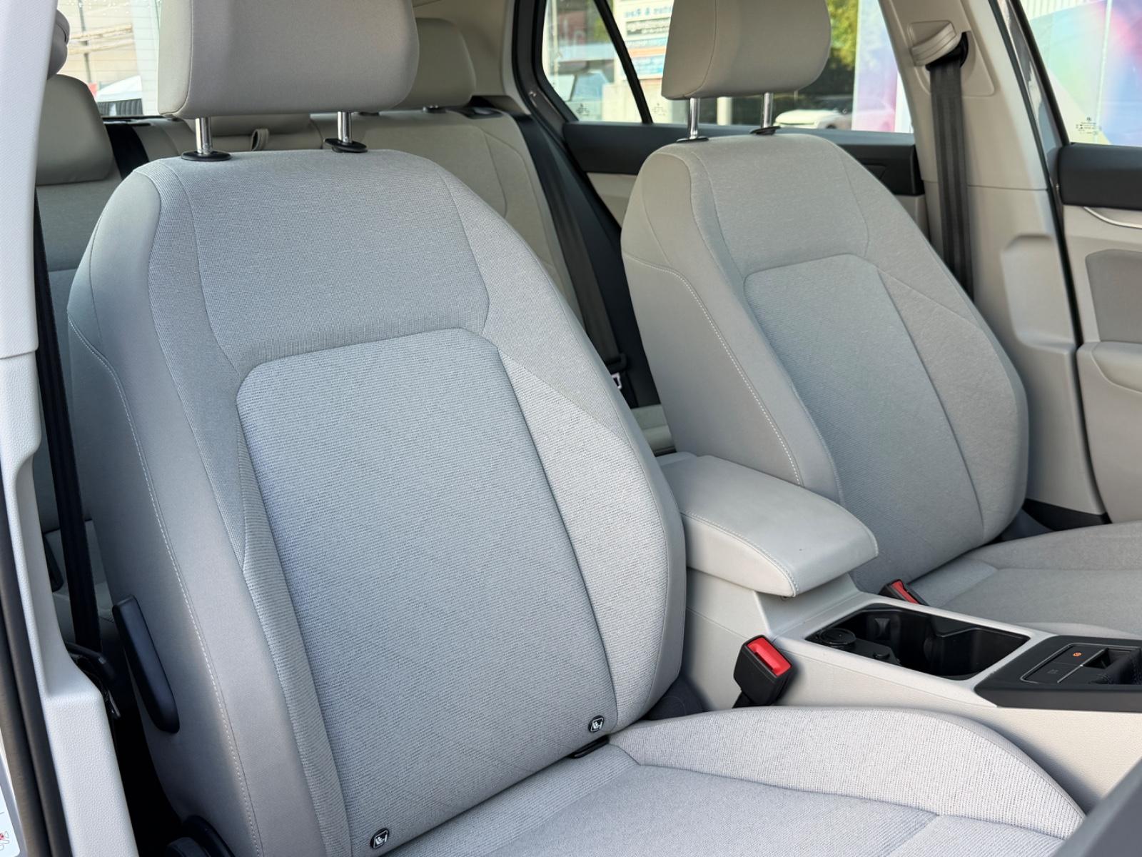 Volkswagen Golf VIII Lim. Life LED/Navi/Kamera/SitzHz/ACC, миниатюра 17