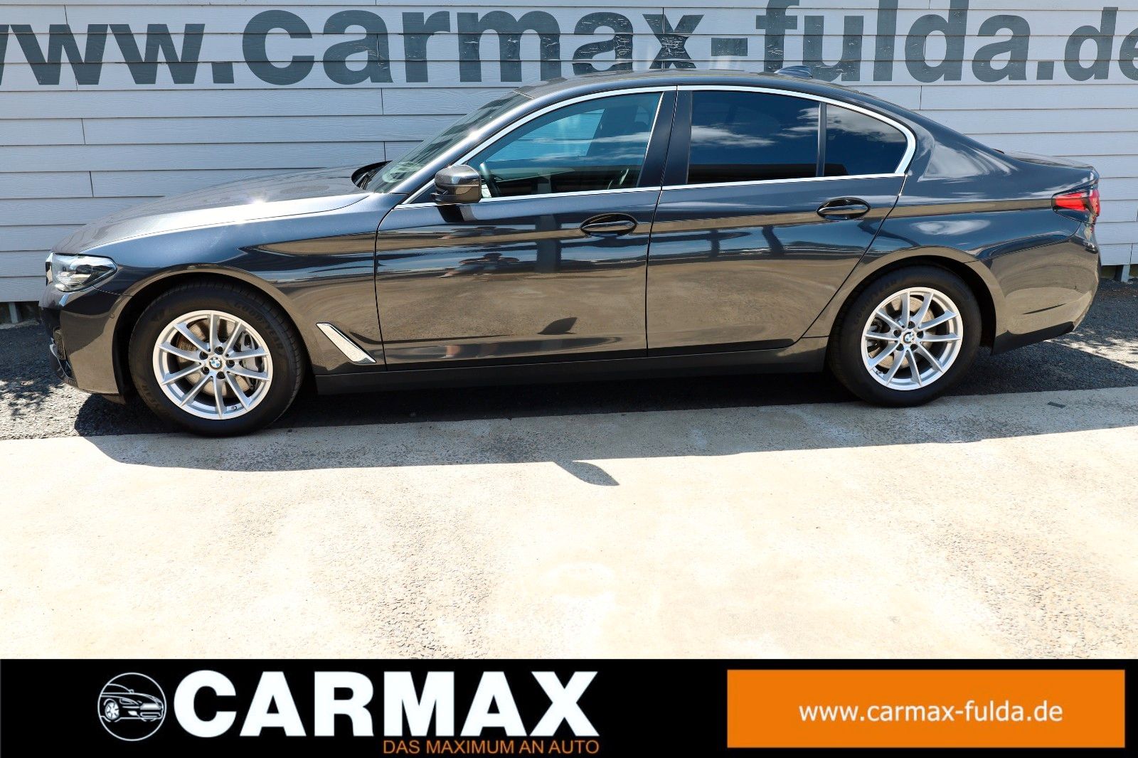 Fahrzeugabbildung BMW 530 d xDrive Lim. Leder,Navi,LED,Kamera,HUD,+WR