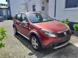 Dacia Sandero Stepway 1,6 TÜV neu - Dacia Sandero aus 2011: Stepway