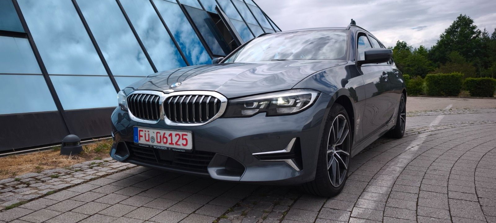 BMW 320d Mildhybrid Luxury Line