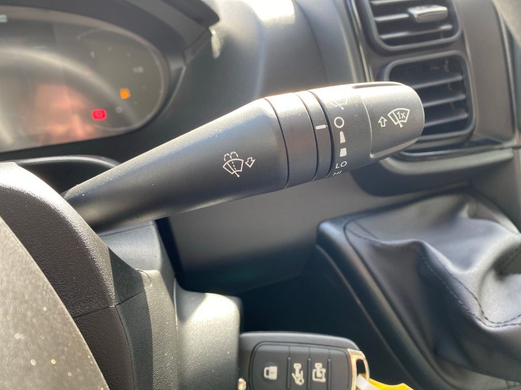 Fahrzeugabbildung Citroën Jumper 2.2 BlueHDi 140 L2H2 *AZV*Navi*Rückfahrk*